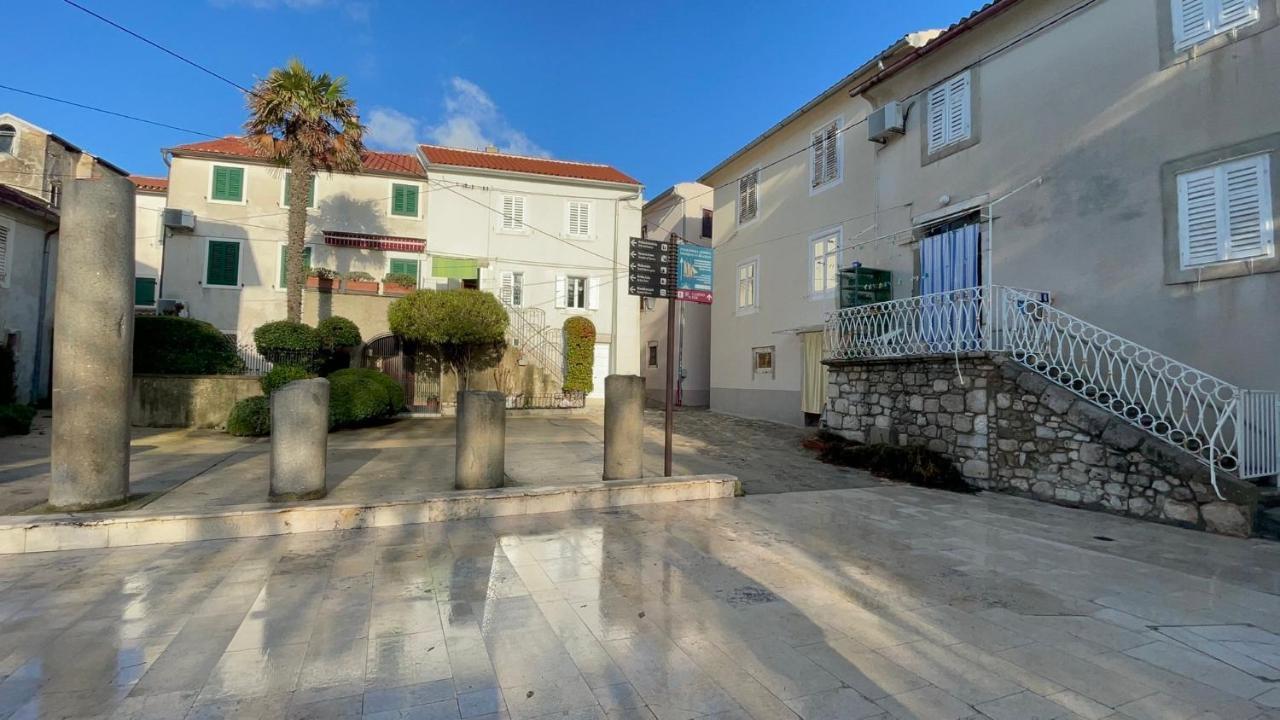 Casa Di Nives Apartment Krk Town Bagian luar foto