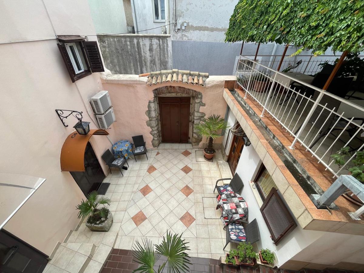 Casa Di Nives Apartment Krk Town Bagian luar foto