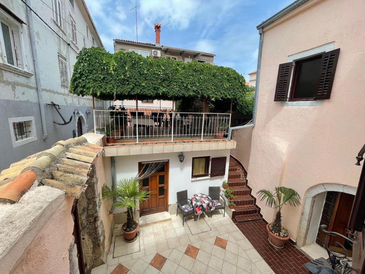 Casa Di Nives Apartment Krk Town Bagian luar foto