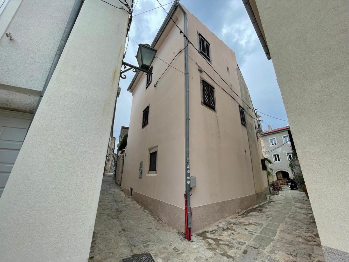 Casa Di Nives Apartment Krk Town Bagian luar foto