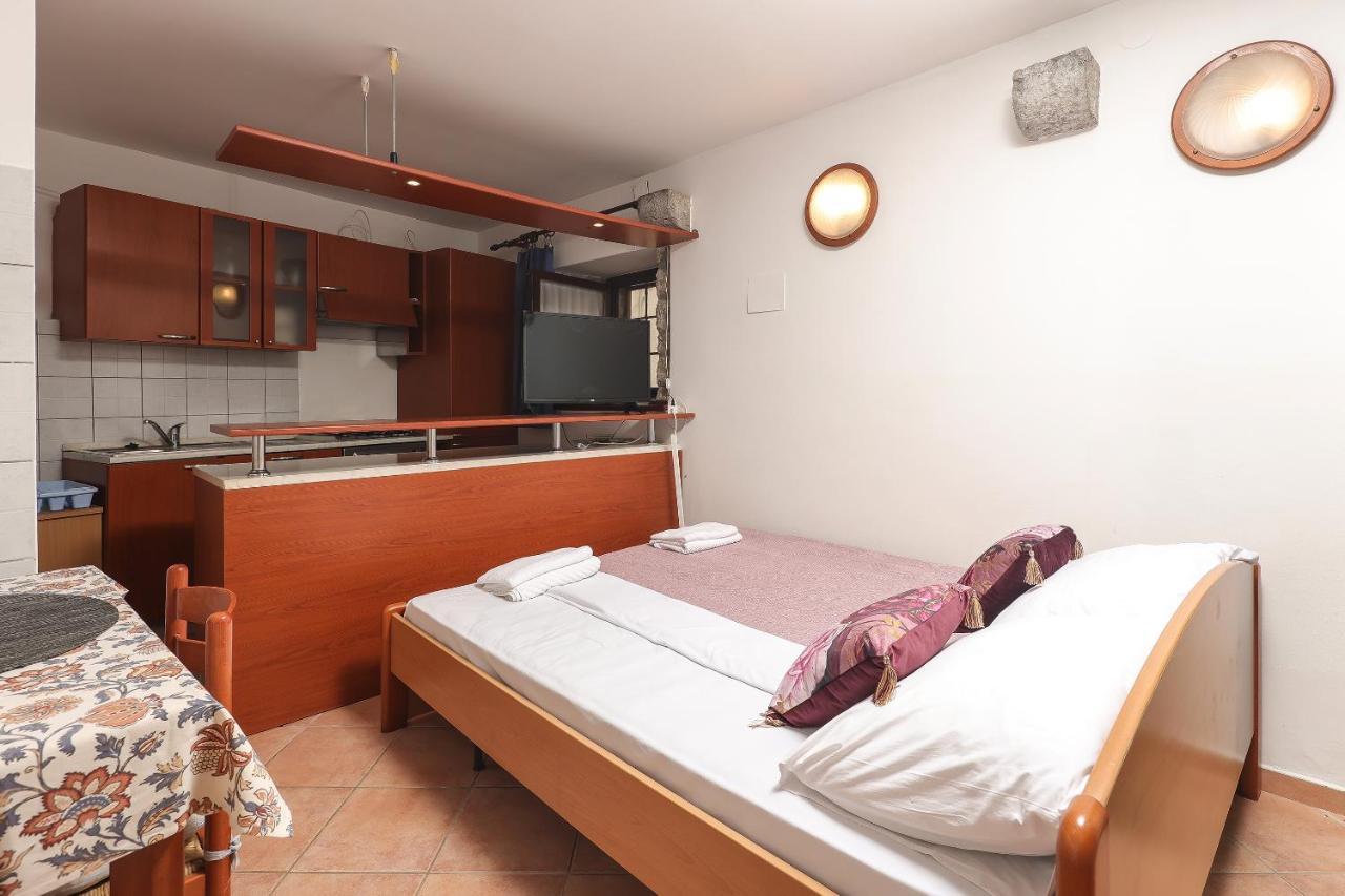 Casa Di Nives Apartment Krk Town Bagian luar foto