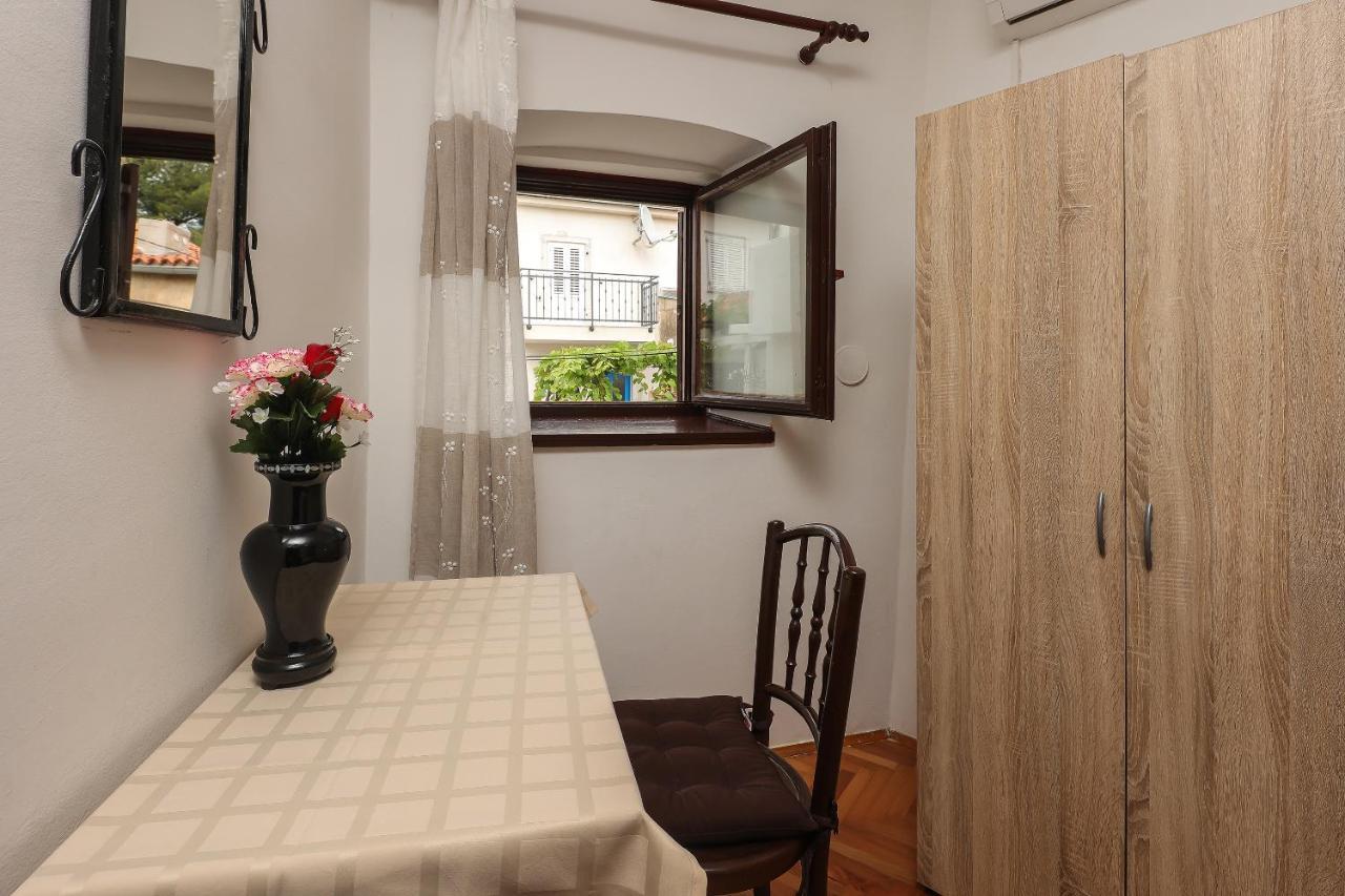 Casa Di Nives Apartment Krk Town Bagian luar foto